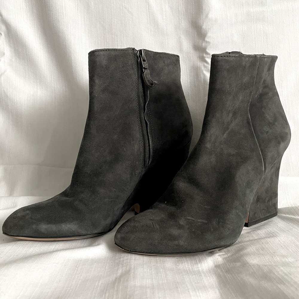 Sam Edelman Gray Suede Booties